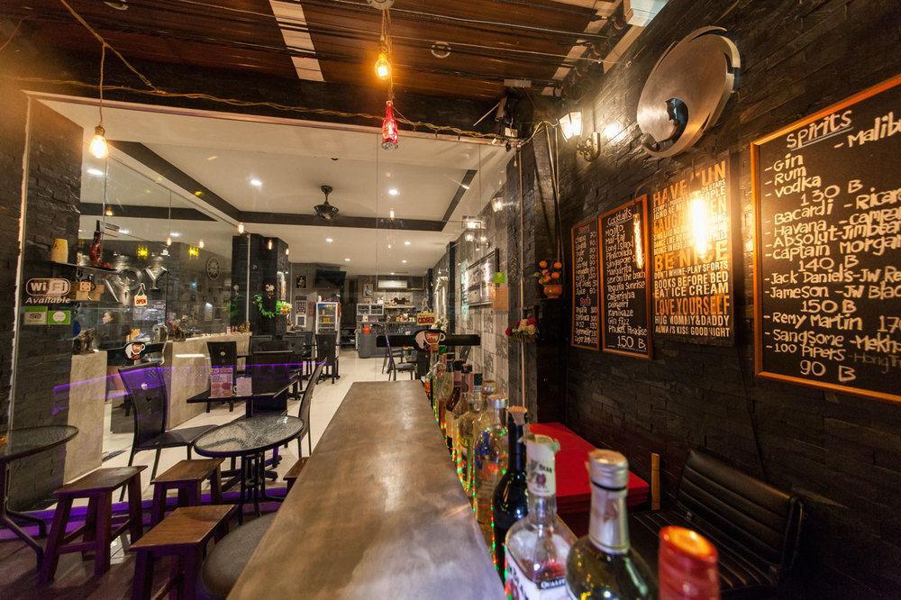 Oyo 75321 Gemma Patong Hotel Phuket Kültér fotó